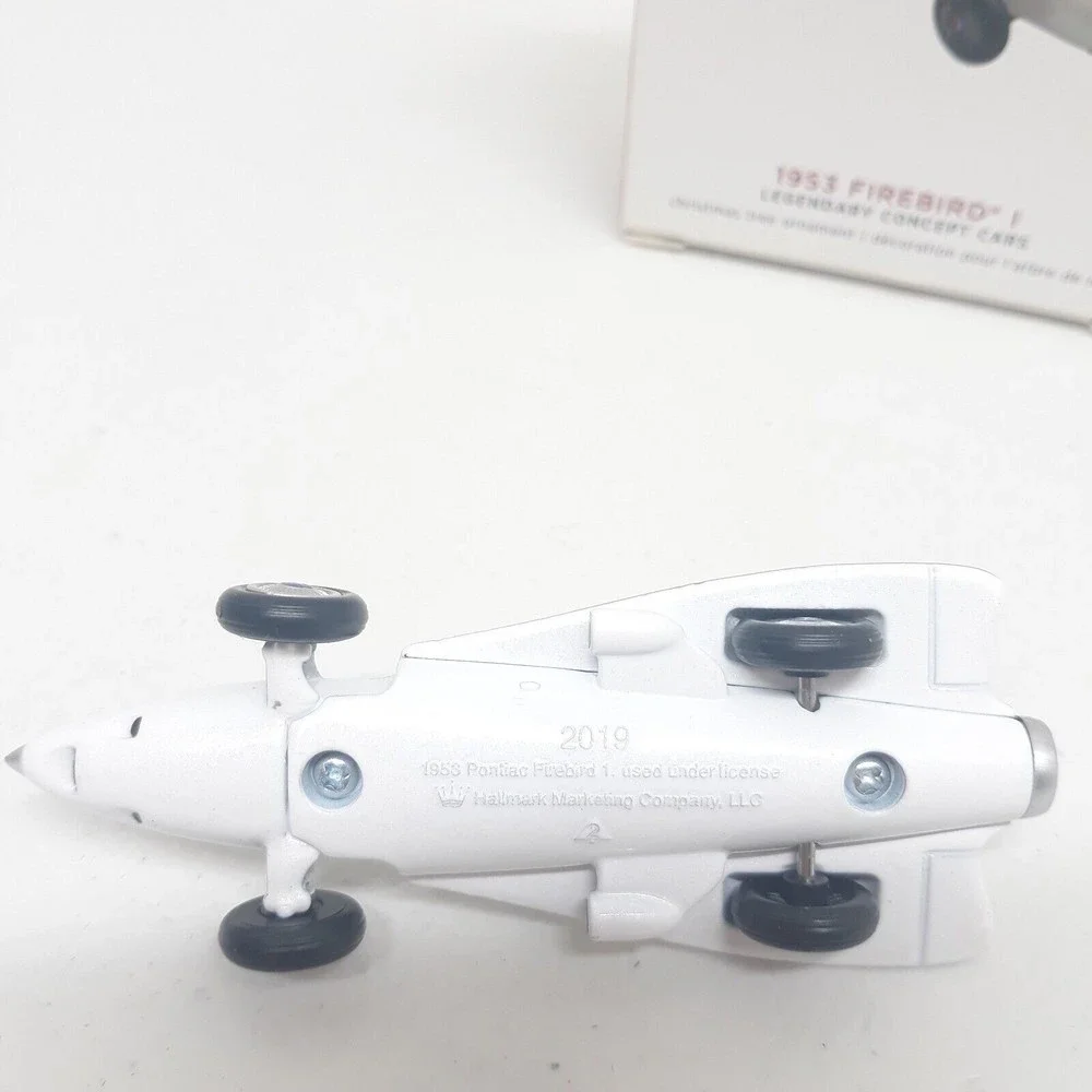GM Firebird 1 1953 Legendary Concept Car Metal 2019 Hallmark Keepsake Ornament - Picture 4 of 8
